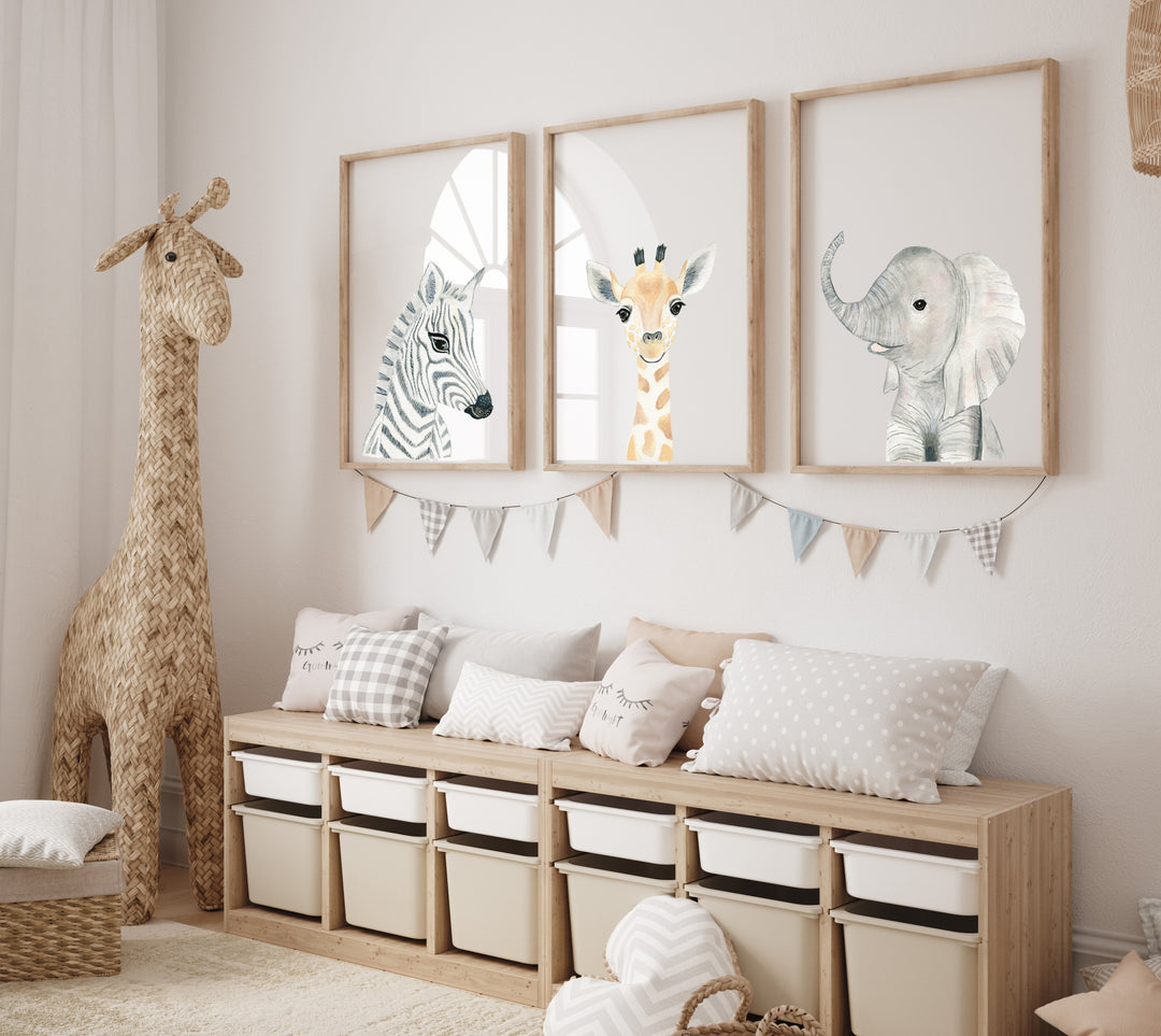 Baby Giraffe - Safari Animals Nursery - The Small Art Project - Modern Nursery Prints