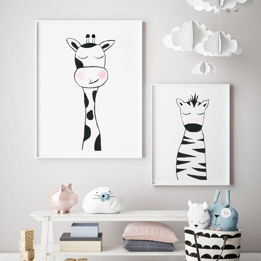 Black &amp; White Giraffe - Safari Animals Nursery - The Small Art Project