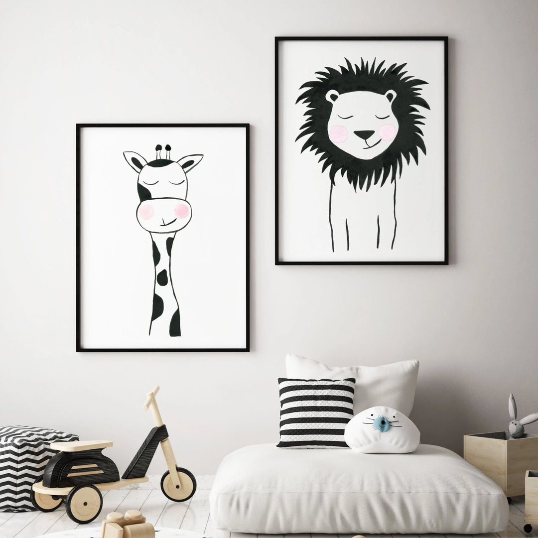 Black &amp; White Giraffe - Safari Animals Nursery - The Small Art Project